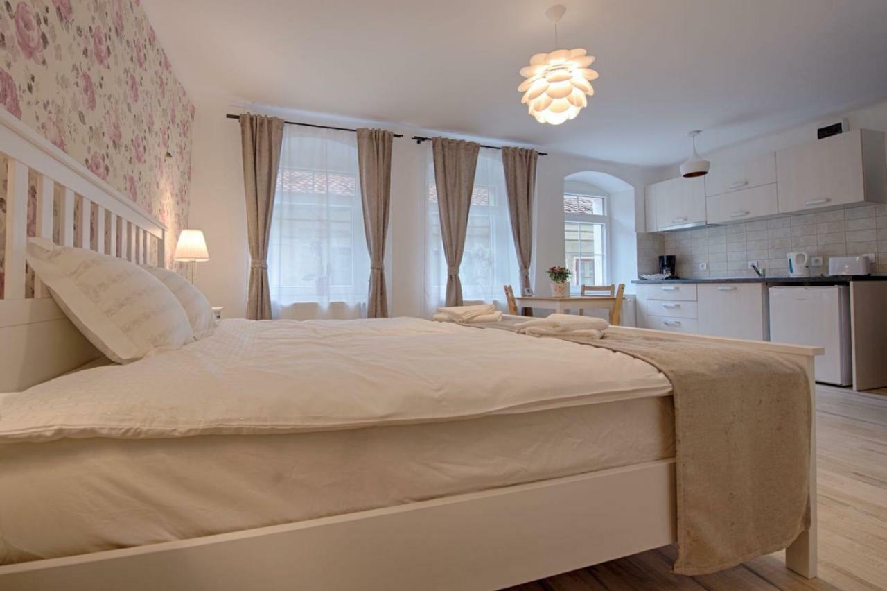 Casa Witting Apartment บราชอฟ ภายนอก รูปภาพ